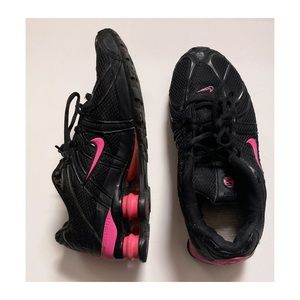 🌸Nike Shox